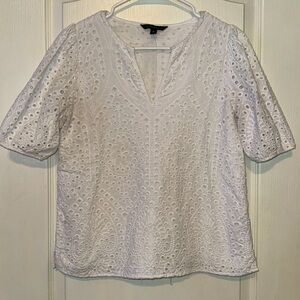 BANANA REPUBLIC WHITE EYELET BLOUSE